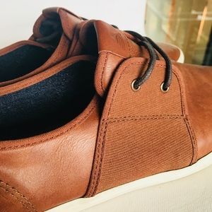 ALDO LOW TOP SNEAKER